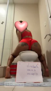 NewPics!!! Lips/Ass/Tits Luv seeing u cum makes me W3TT