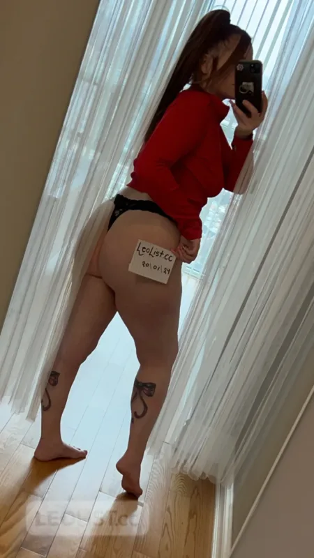 thicc sexy babe ready to please you! - Photo 1 of 14
