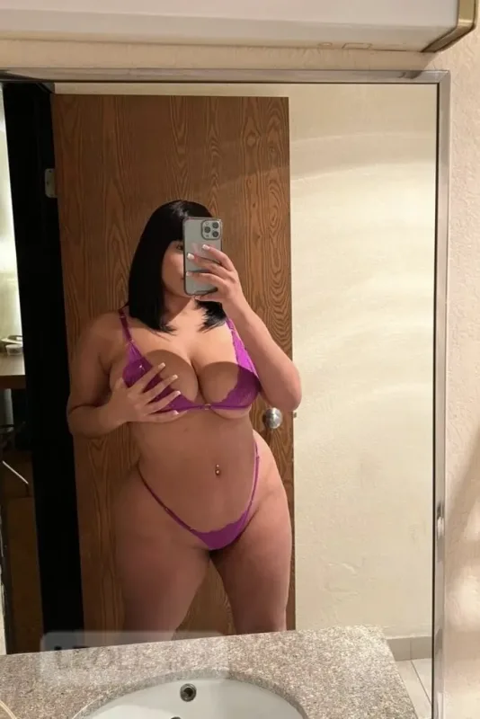 Whitby AVAILABLE anal dfk bbj 68 massages daty gfe - Photo 1 of 3