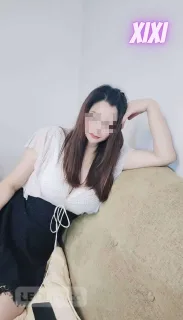 LATE NITE W/ SPANISH CANADIAN CELINE+SMALL SLIM YOYO & XIXI! - Photo 6 of 6
