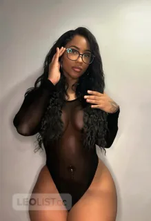 Come enjoy some upscale service and time with me - Photo 3 of 7