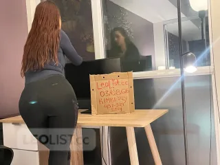 VERIFIED NEW MILF - Photo 4 of 5