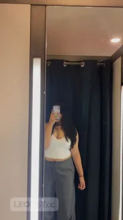 New south Indian Girl Last weekend Here Available Now - Photo 2 of 4