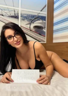 REAL PRIVATE UPSCALE EXPERIENCE WITH SEXY BABE!!! - Photo 2 of 16