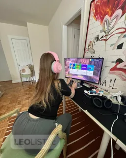 Tired of scrolling? Lets turn fantasy into reality!! - Photo 8 of 8