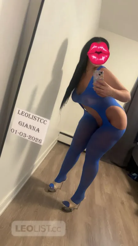 Monday is made for freaks. Lets get super naughty together - Photo 1 of 12
