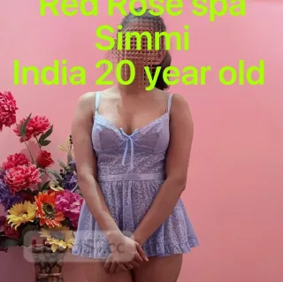 SATISFYING XXX MASSAGE ANGELINA AND FRIENDS - Photo 4 of 11