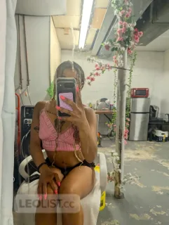 fun sized,19 year old,cutie, open-minded and flexible - Photo 4 of 10