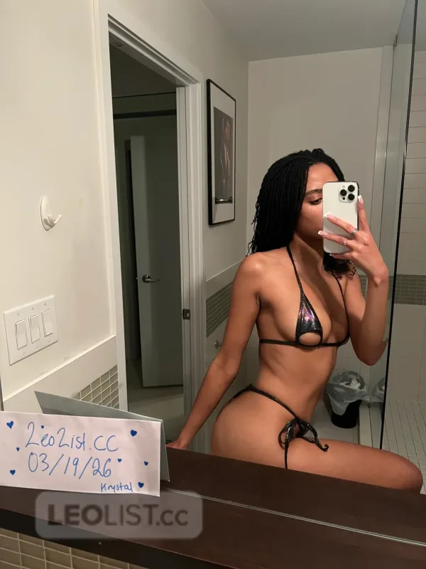 Incall/Outcall Krystal Sexy & Petite Downtown - Photo 1 of 16