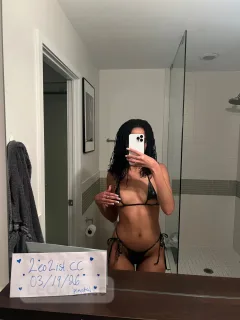 Incall/Outcall Krystal Sexy & Petite Downtown - Photo 11 of 16