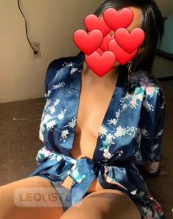mia asian babe short curvy thick - Photo 4 of 7