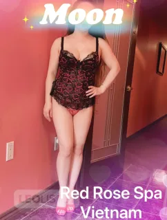 Busty Vietnam grl SUMMER provides expert BBBJ 2 Invergordon - Photo 5 of 8