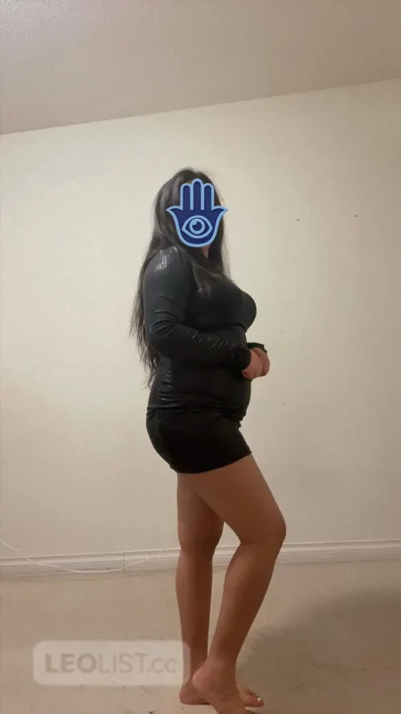 New indian sexy in town available for Full service and extra - Photo 1 of 3