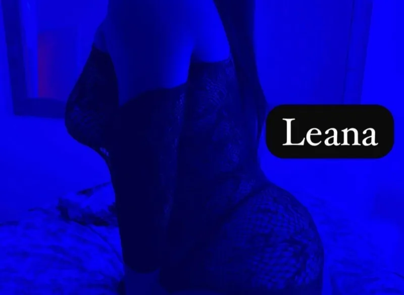 leana - 21 - Photo 1 of 3