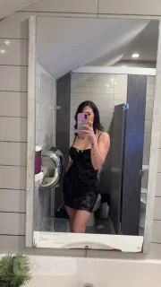 TORONTO Horny W3T Duo 𝓅𝒶𝓇т𝓎 Girloutcall - Photo 9 of 10